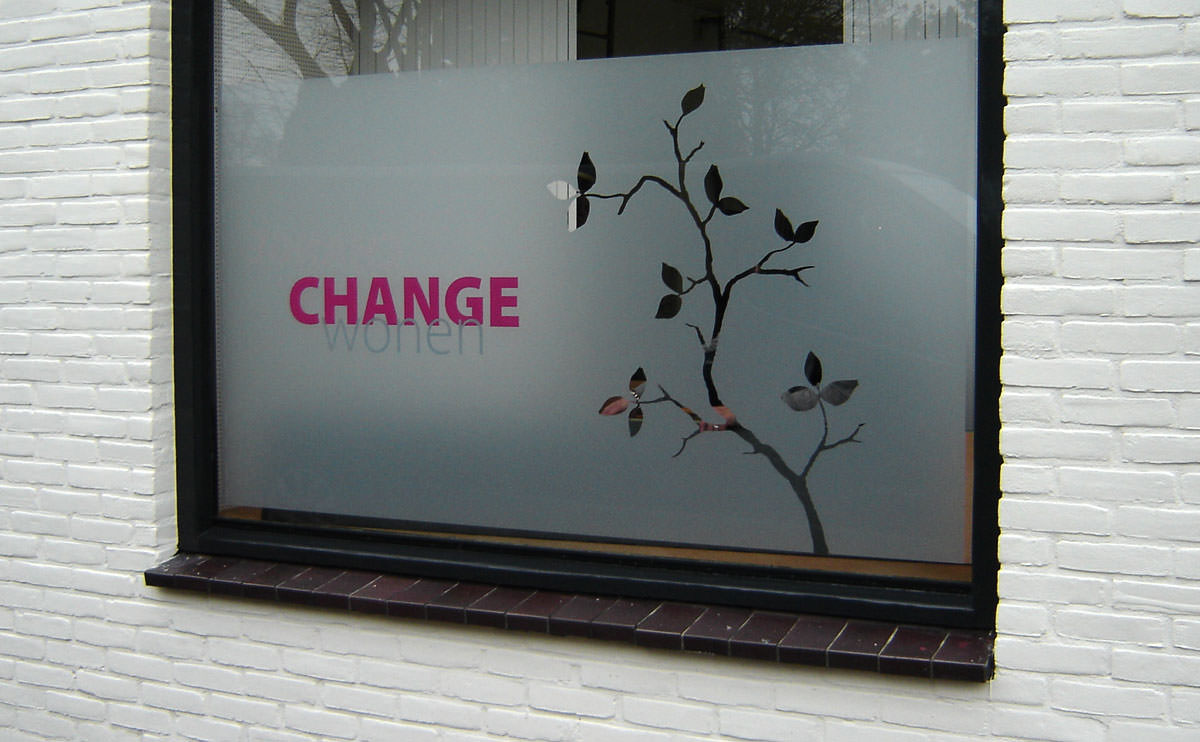 Signz-Belettering-Change-Wonen-Raamdecoratie-002