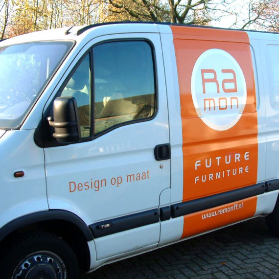 Signz-Belettering-Ramon-FF-Busbelettering-001